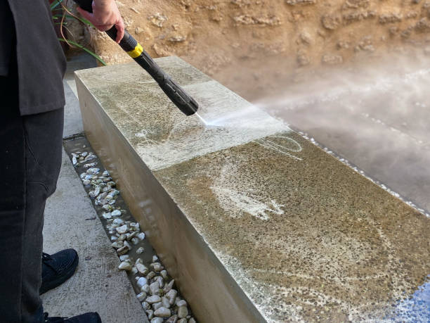 Best Deck Pressure Washing  in Broad Creek, NC